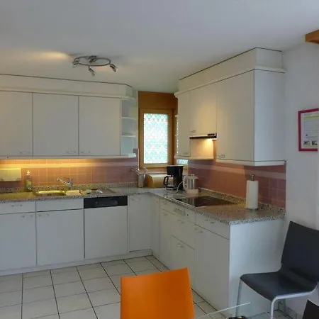 Apartment Niederried Sleeps 6 Air Con Wifi T031489