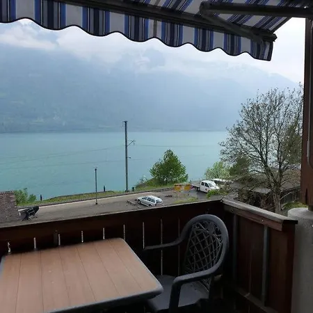 Apartment Niederried Sleeps 6 Air Con Wifi T031489 *