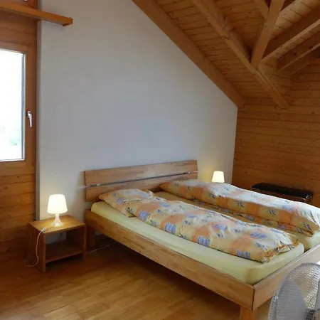 Apartment Niederried Sleeps 6 Air Con Wifi T031489
